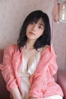 美女泳装图片大全透明